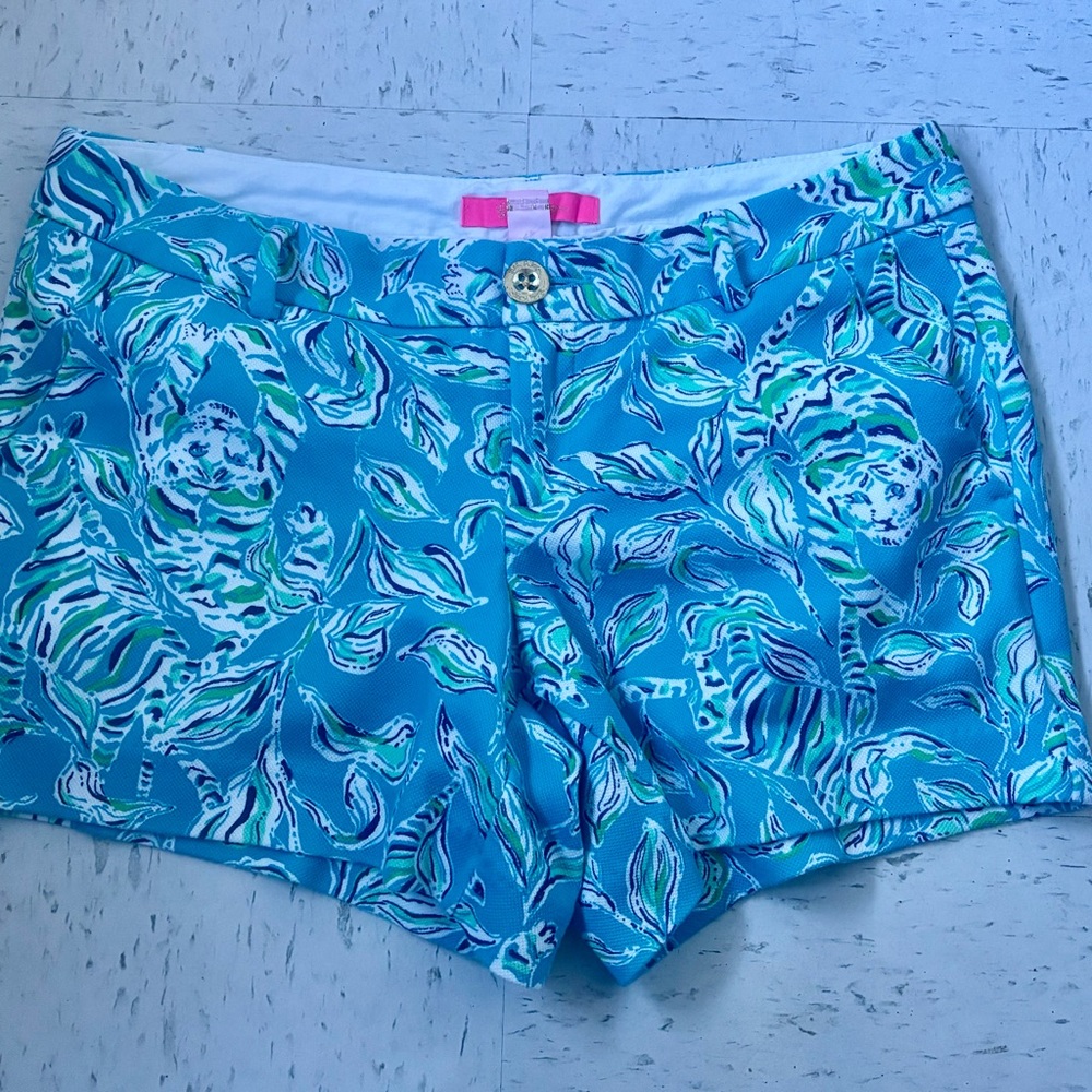 Lilly Pulitzer Blue Patterned Women's Shorts